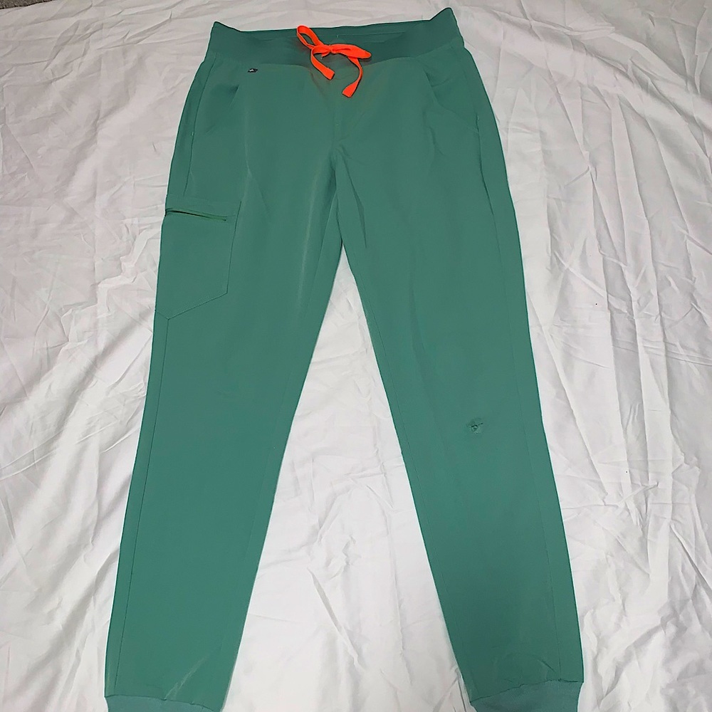Figs Jade Small Tall Zamora
